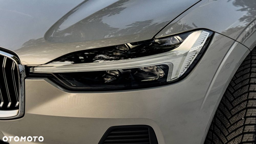 Volvo XC 60 T6 Plug-In Hybrid AWD Inscription - 18