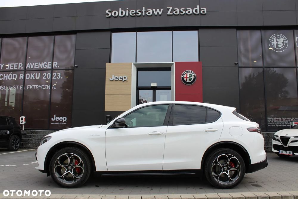 Alfa Romeo Stelvio 2.0 Turbo Veloce Q4 - 4