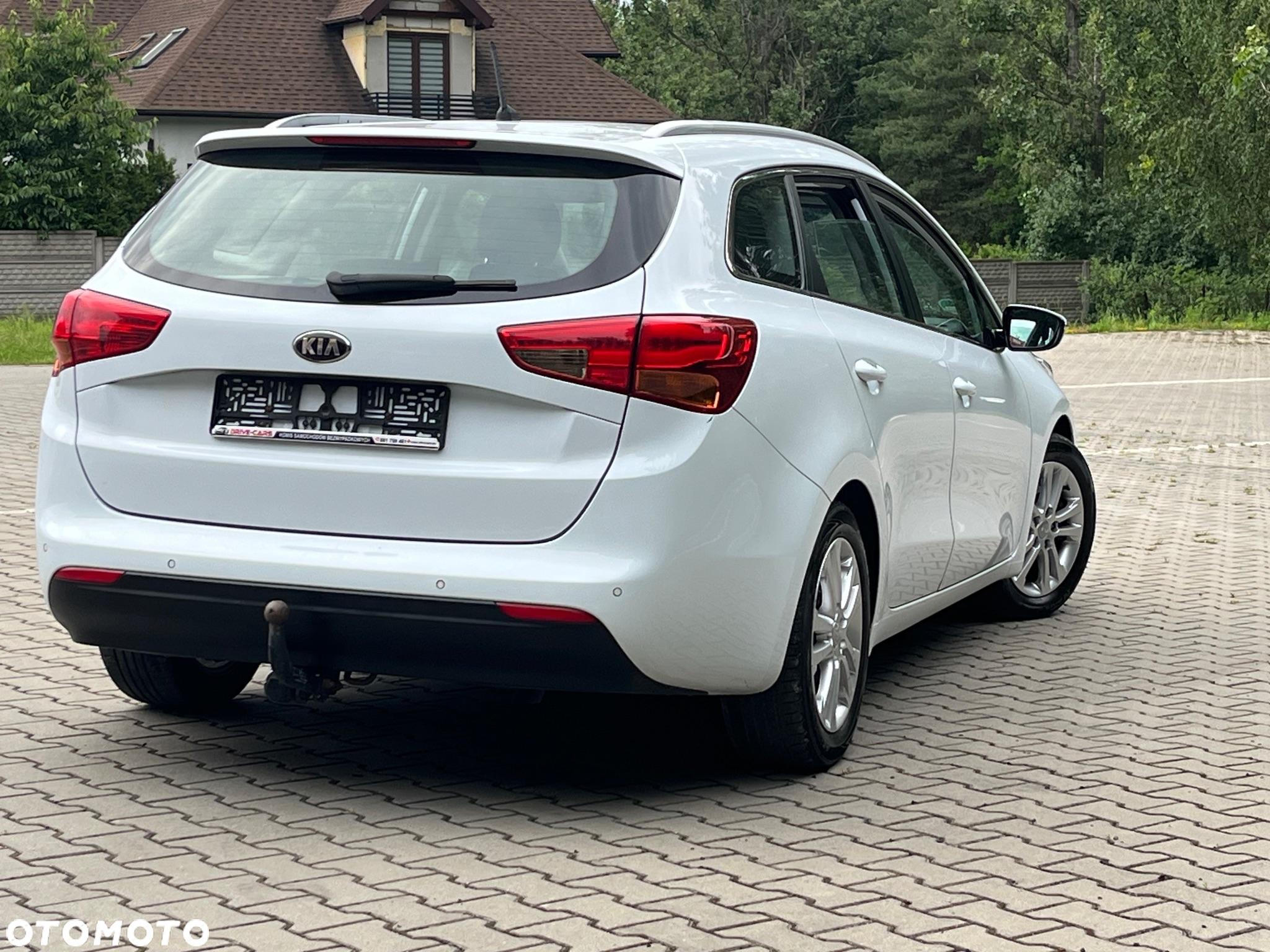 Kia Ceed 1.6 CRDi 128 Vision - 4