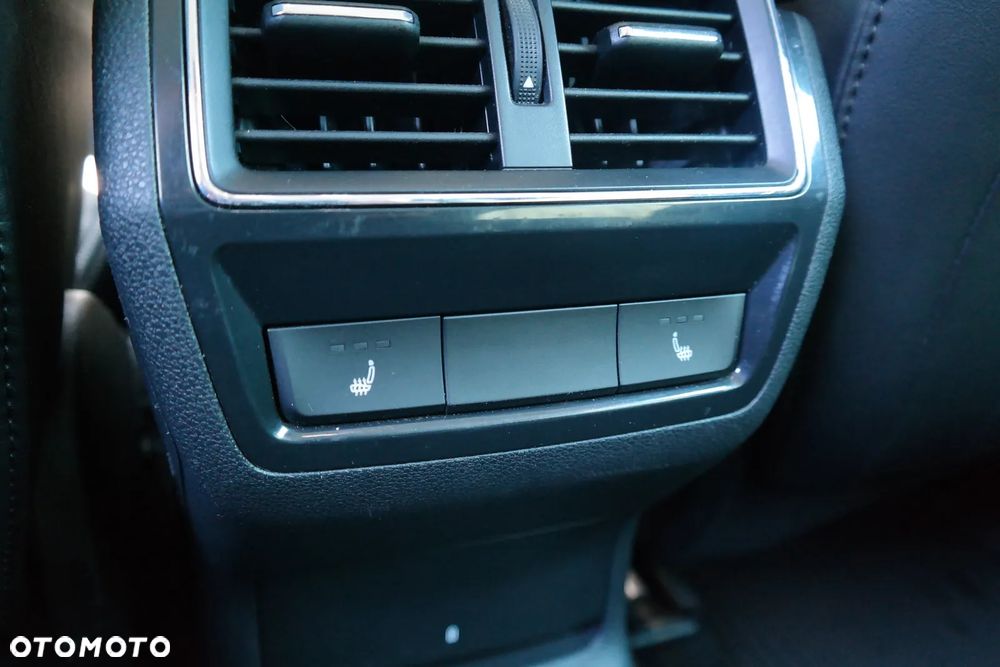 Skoda Karoq 1.5 TSI ACT Style DSG - 14