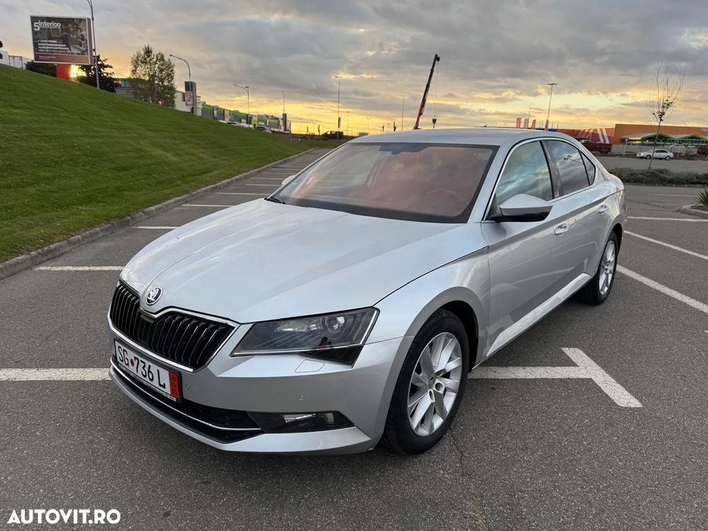 Skoda Superb 1.4 TSI DSG Ambition - 5