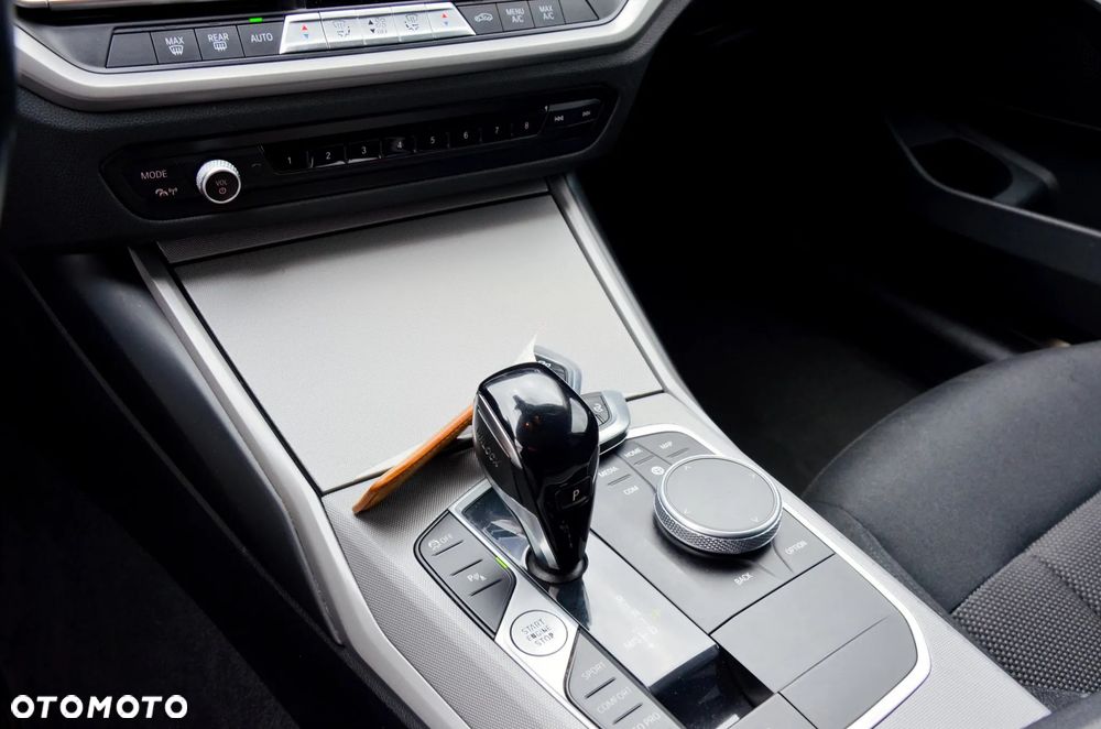 BMW Seria 3 320d Efficient Dynamics Advantage - 20
