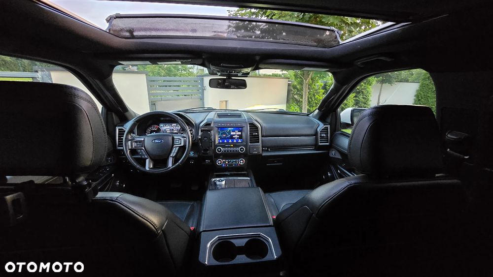 Ford Expedition - 10