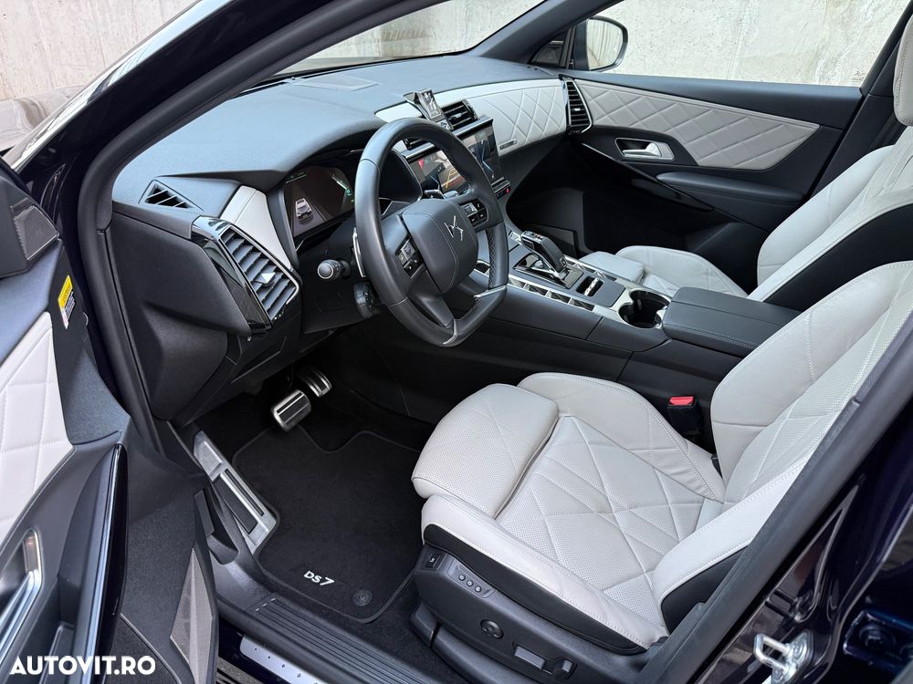 DS Automobiles DS 7 Crossback 4x4 300 RIVOLI - 19