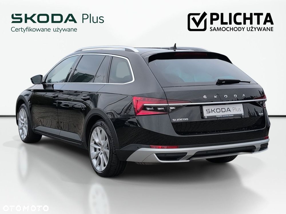 Skoda Superb 2.0 TSI 4x4 Scout DSG - 8