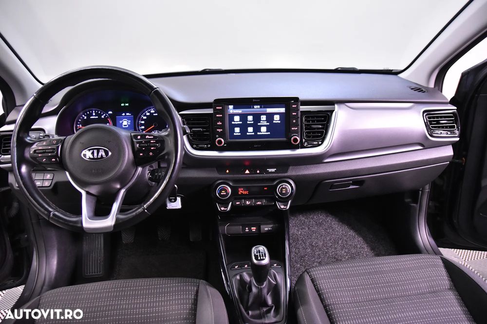 Kia Stonic - 11