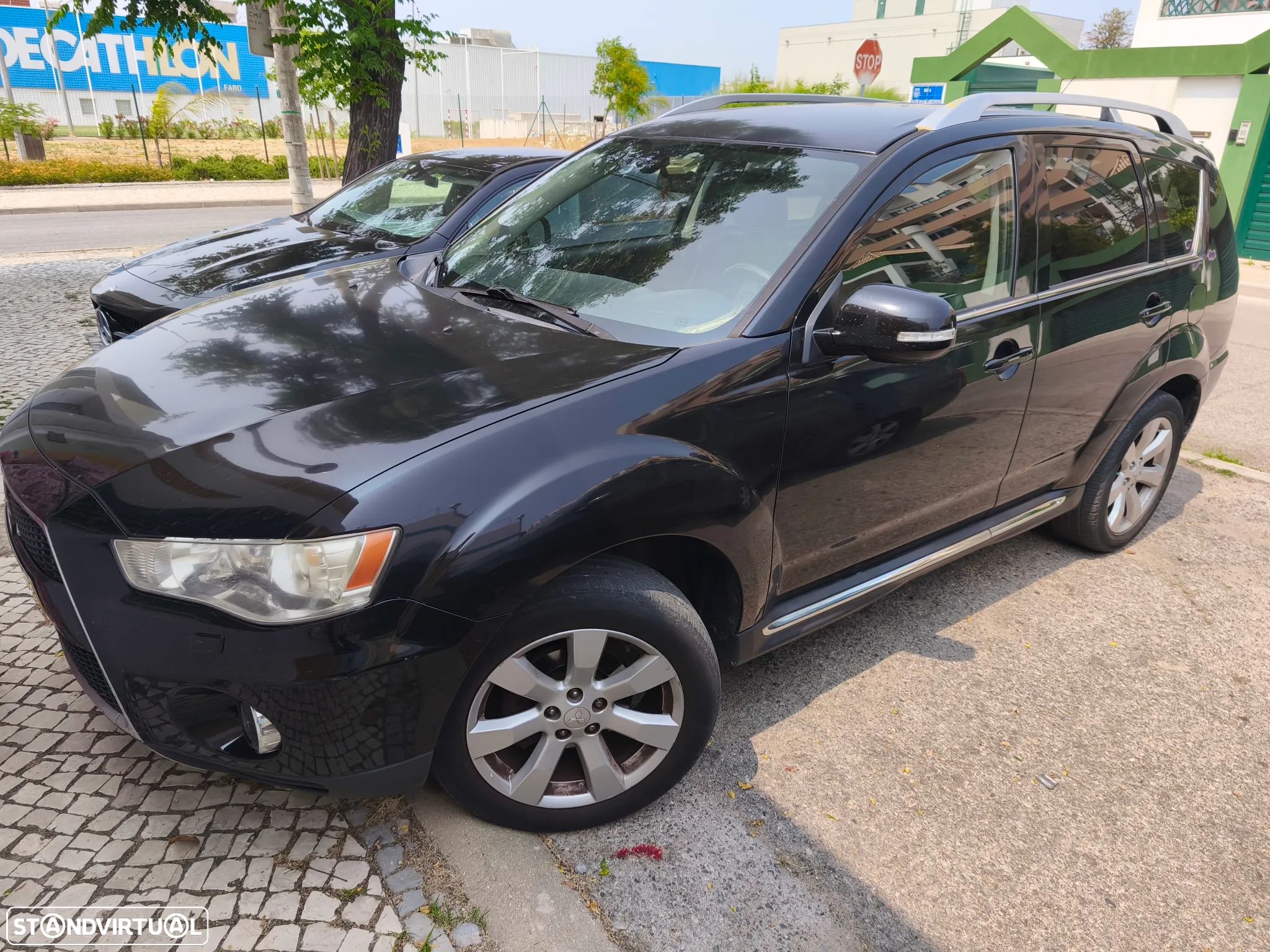 Mitsubishi Outlander 2.0 DI-D Instyle 4WD - 1