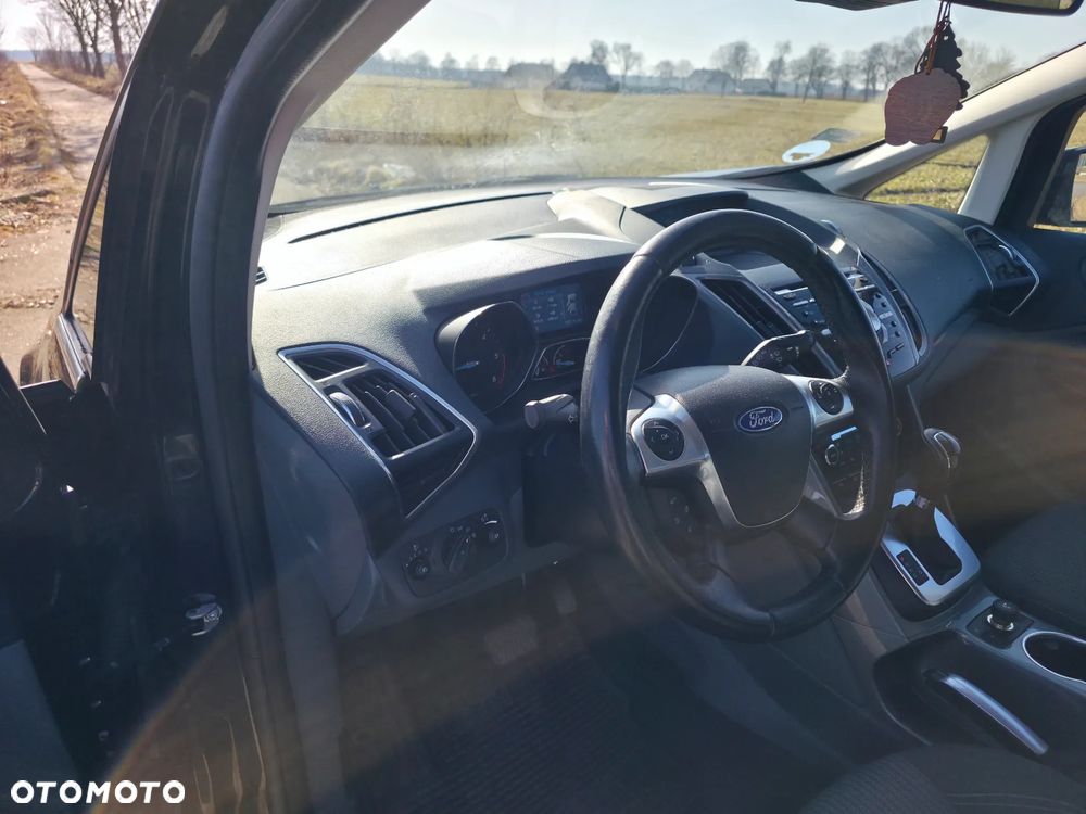 Ford Grand C-MAX - 18