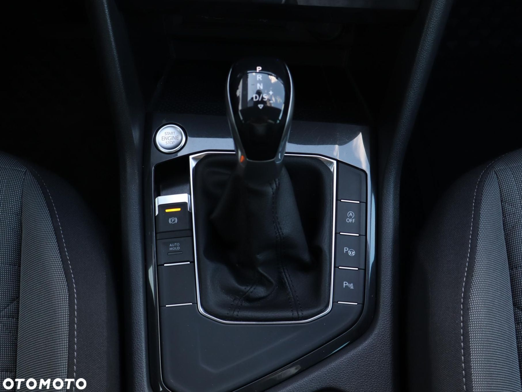 Volkswagen Tiguan - 16