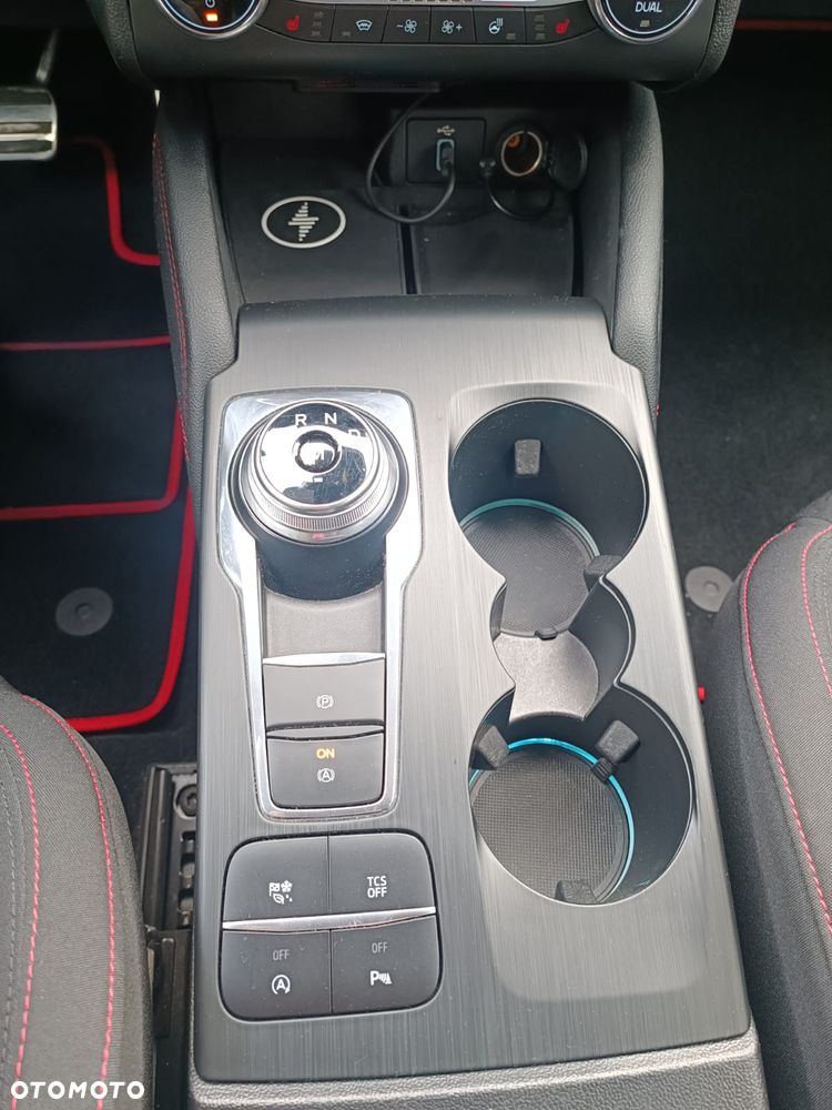 Ford Focus 2.0 EcoBlue ST-Line - 16