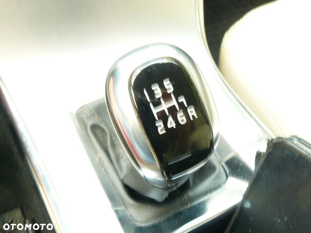 Volvo XC 60 D3 Momentum - 15