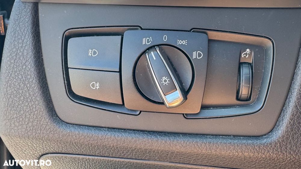 BMW Seria 3 320d Sport-Aut. Efficient Dynamics Edition - 6