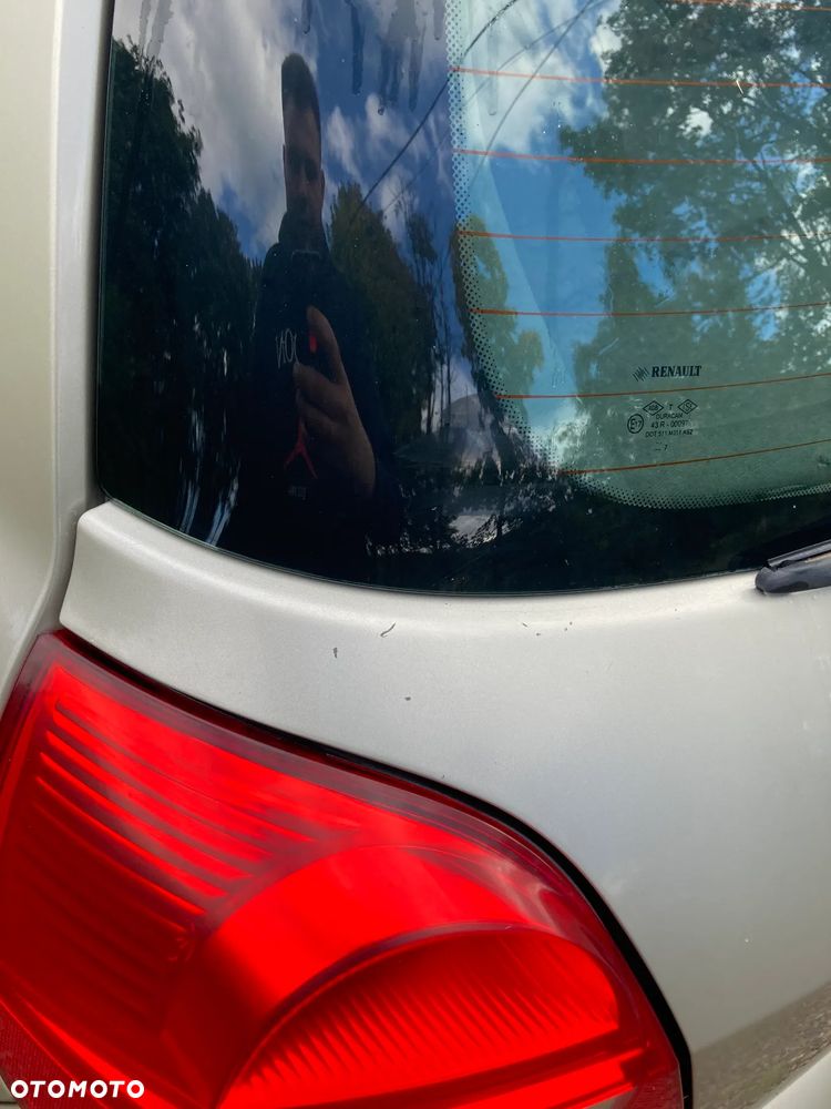 Renault Clio - 7