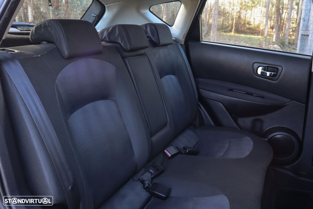 Nissan Qashqai 1.5 dCi 360 - 7