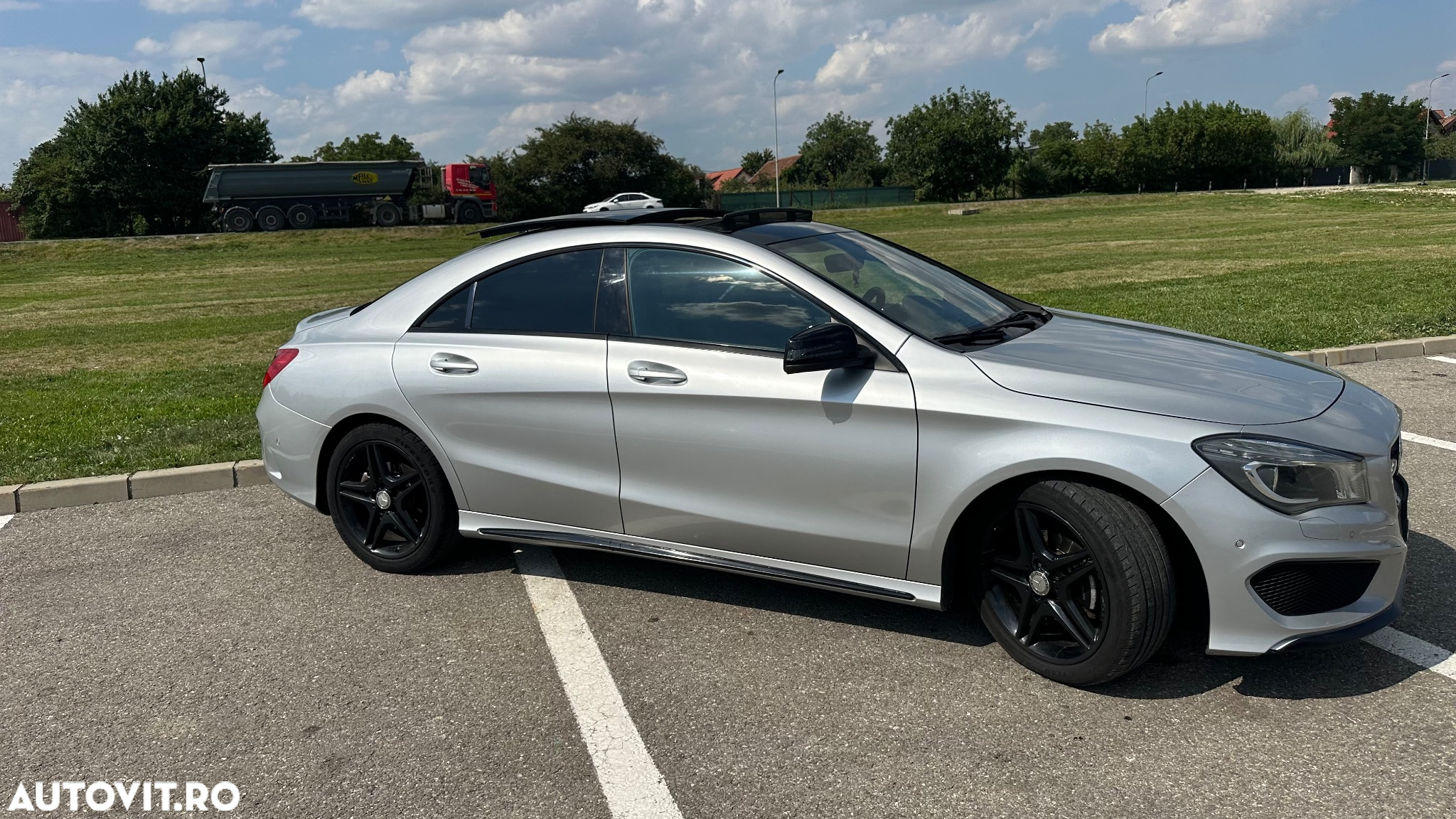 Mercedes-Benz CLA - 10