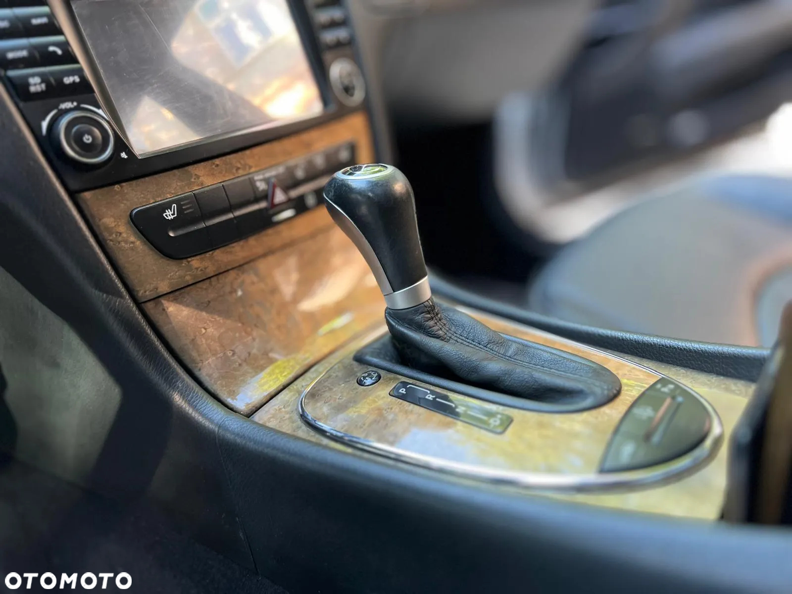 Mercedes-Benz Klasa E 500 T 7G-TRONIC Avantgarde - 17