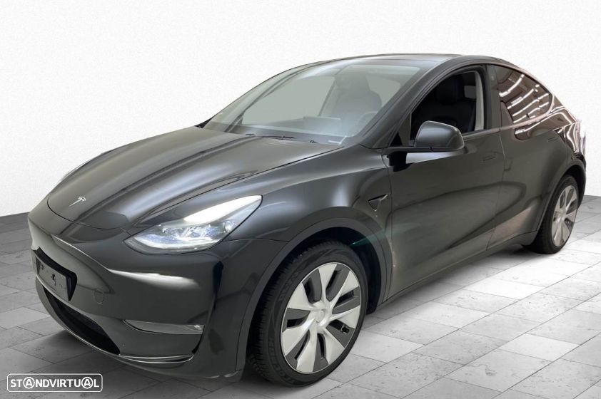 Tesla Model Y Long Range Dual Motor AWD - 1