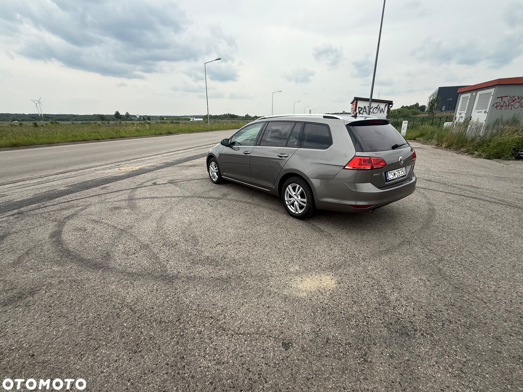 Volkswagen Golf 1.6 TDI BlueMotion Technology DSG Allstar - 6
