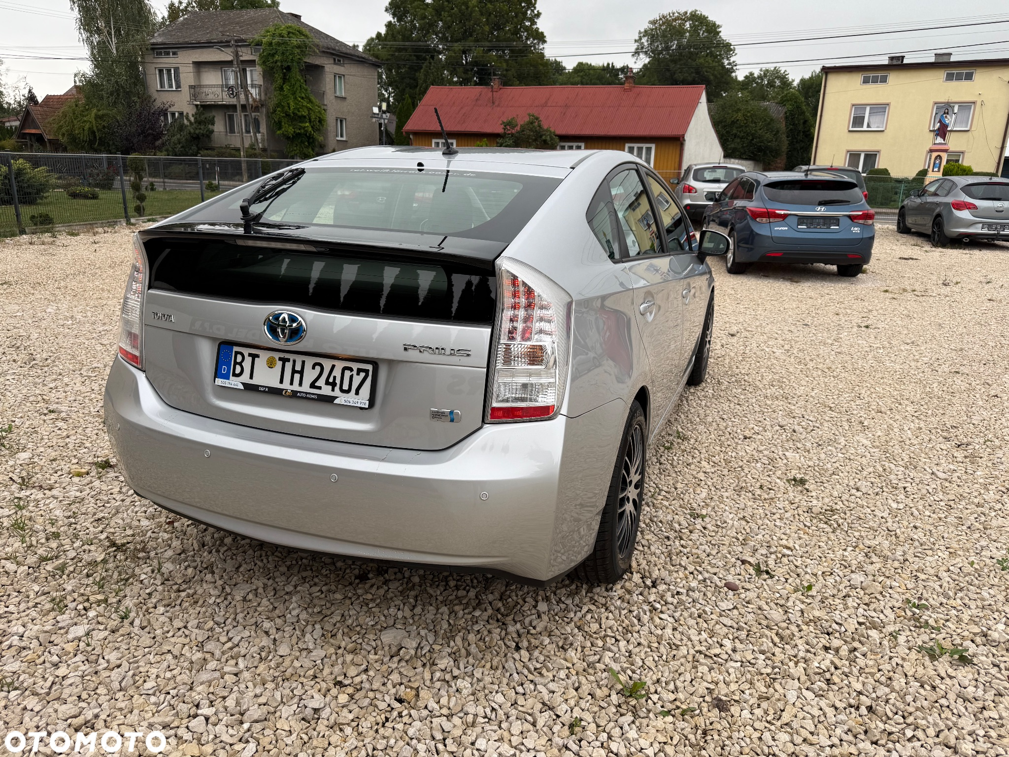 Toyota Prius 1.8 HSD Sol - 4