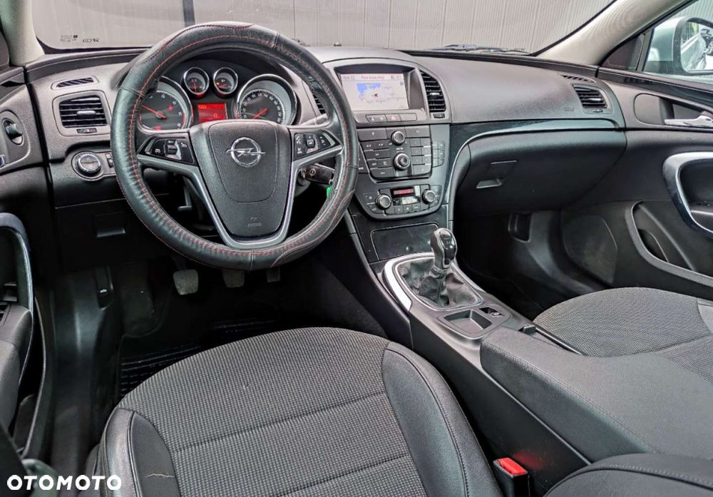 Opel Insignia - 14