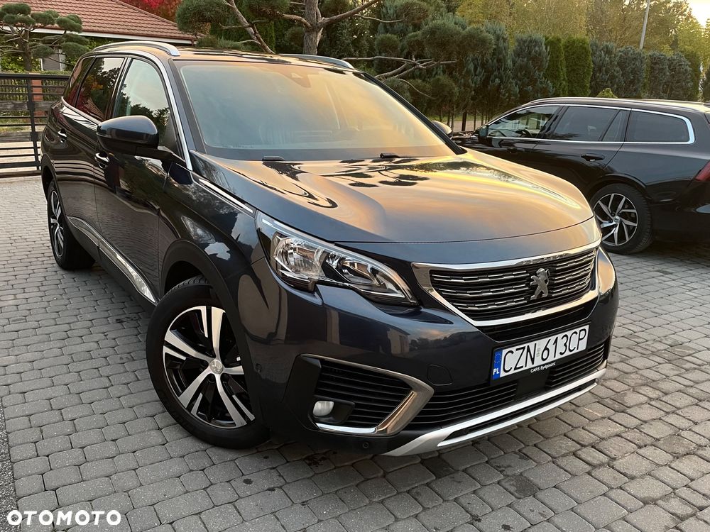 Peugeot 5008 2017 photo 2