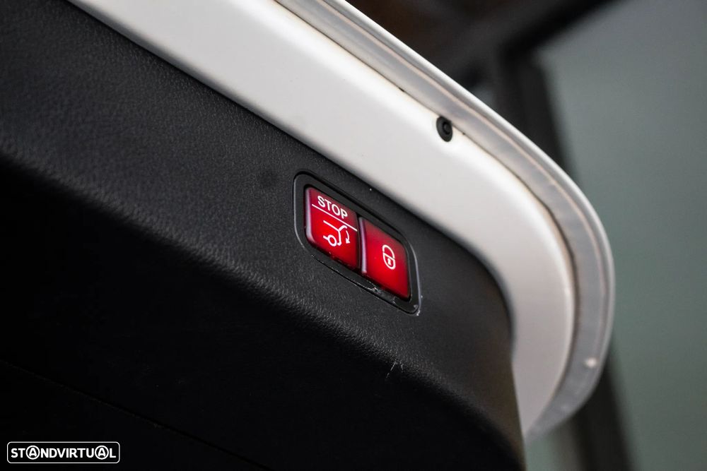 Mercedes-Benz C 220 d AMG Line - 27