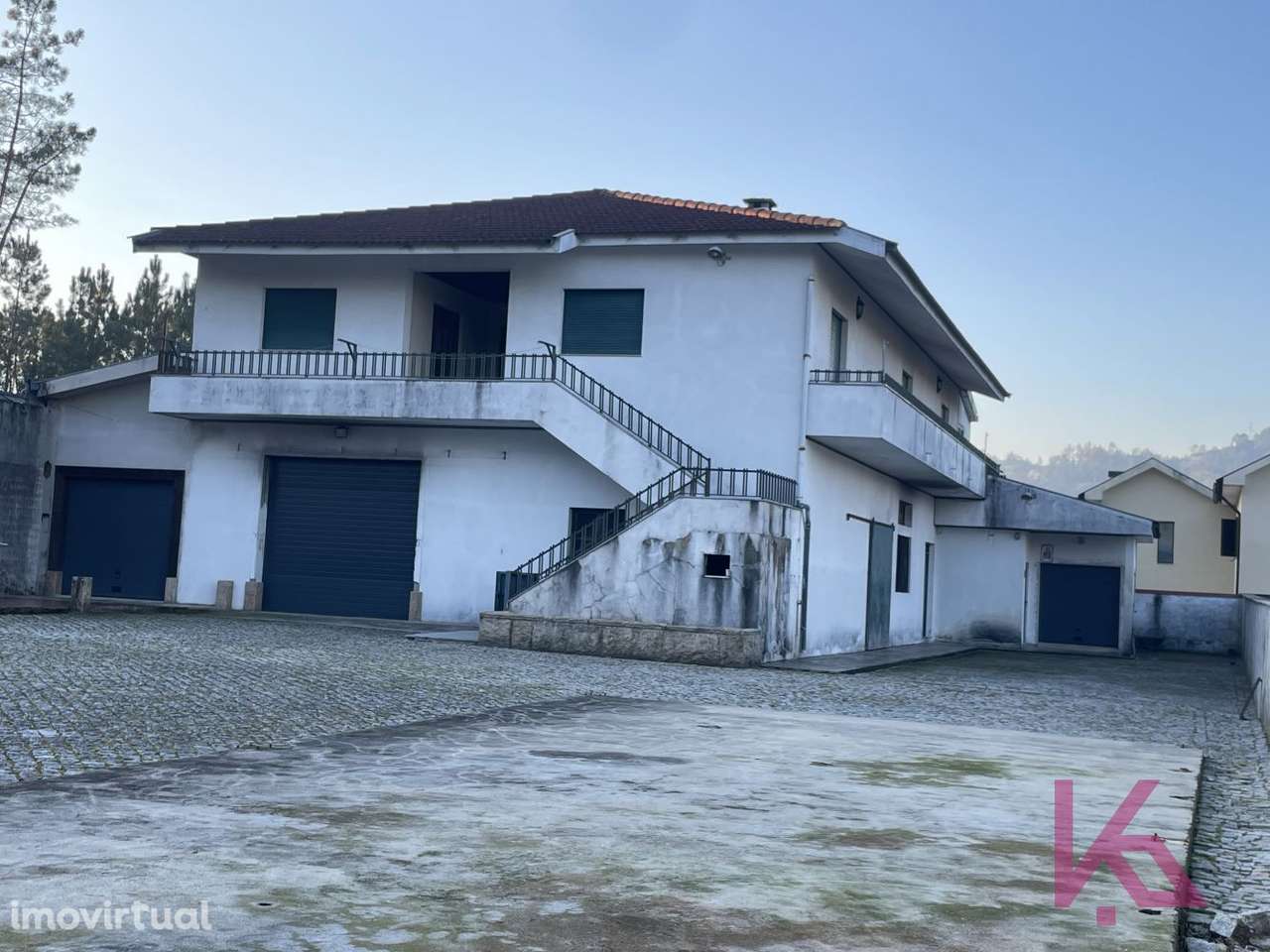 MORADIA T4 com Armazém - Grande imagem: 2/19