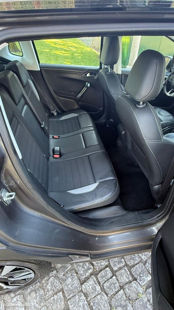 Peugeot 2008 PureTech 110 Stop&Start Allure - 9