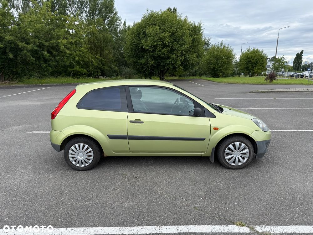 Ford Fiesta 1.3 - 2