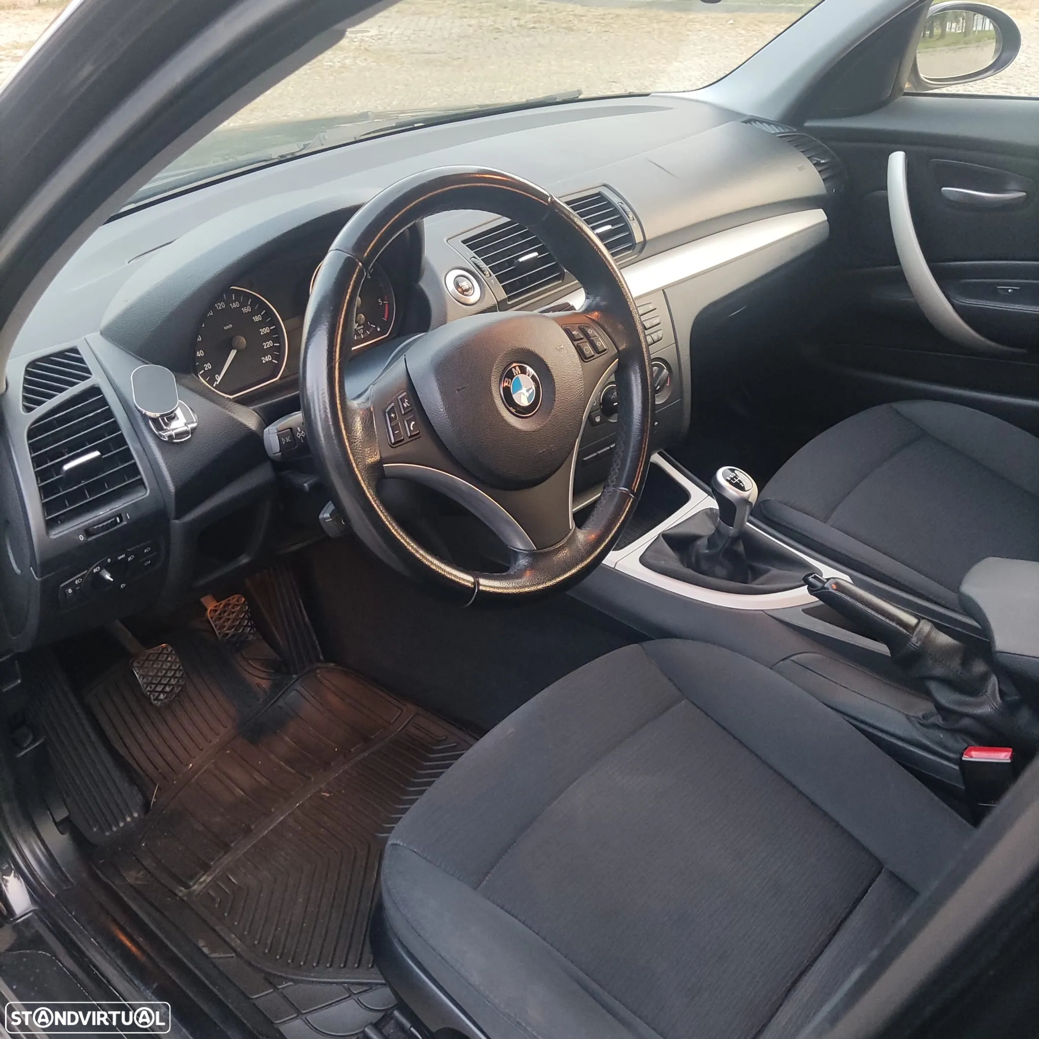 BMW 118 d - 16