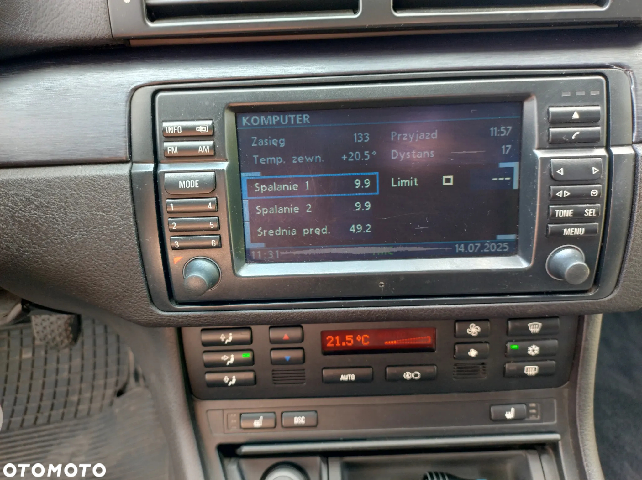 BMW Seria 3 320i - 25