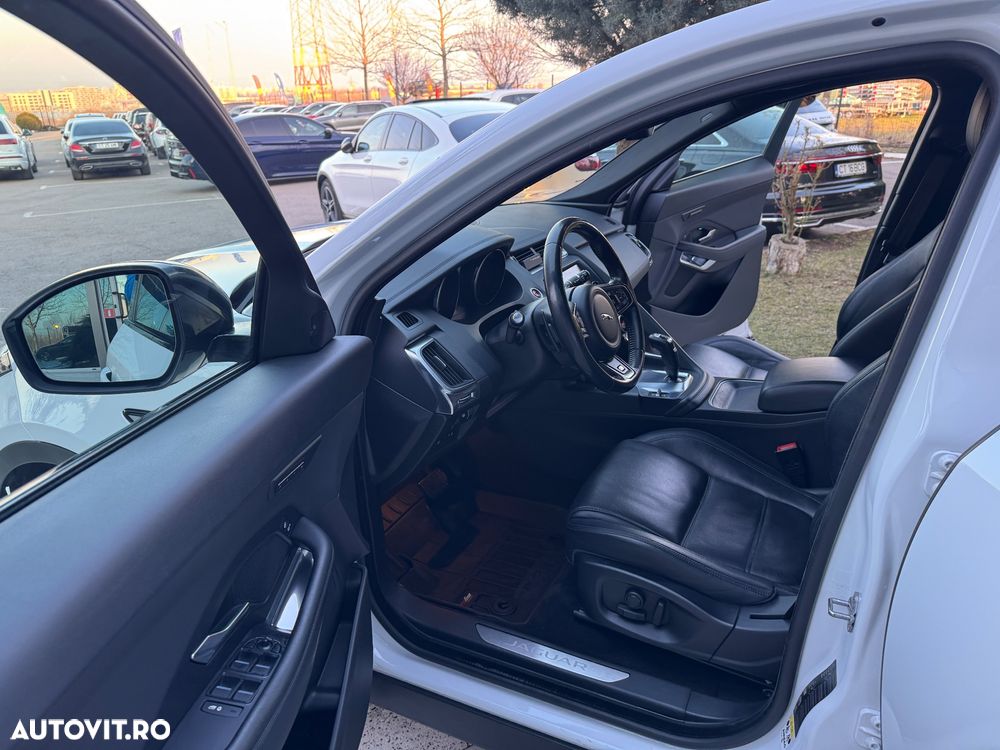 Jaguar F-Pace 20d Aut. R-Sport - 27