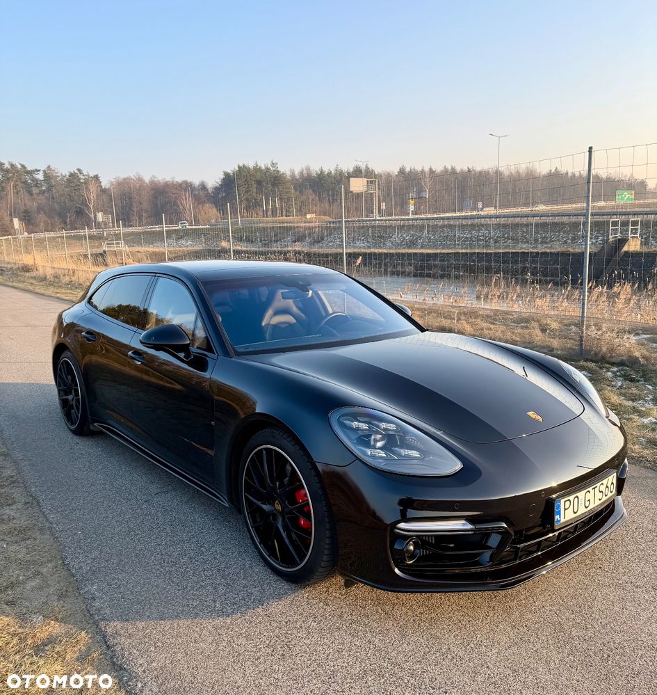 Porsche Panamera - 3
