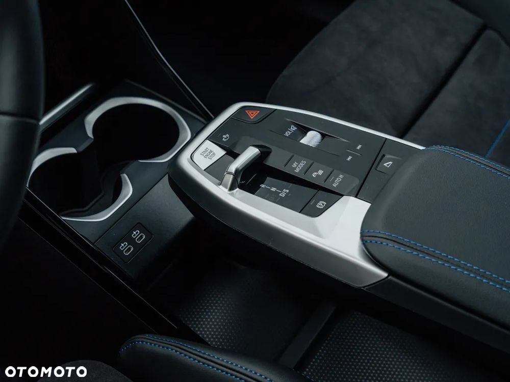 BMW X2 - 10