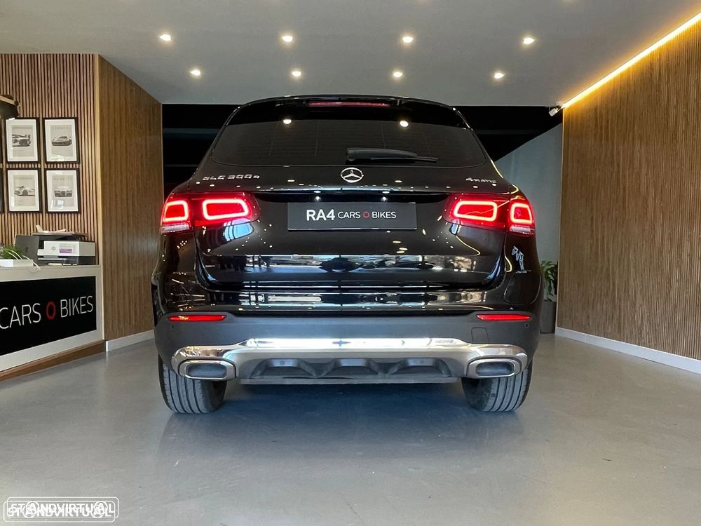 Mercedes-Benz GLC 300 e 4Matic - 9
