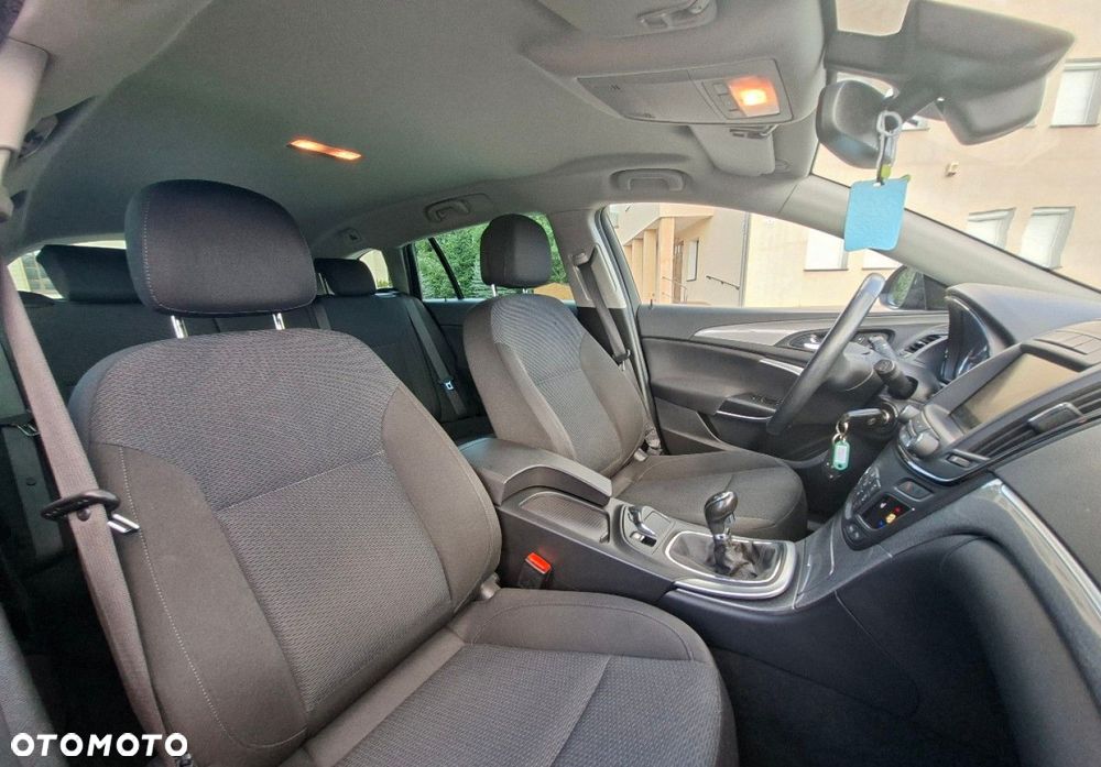 Opel Insignia - 17