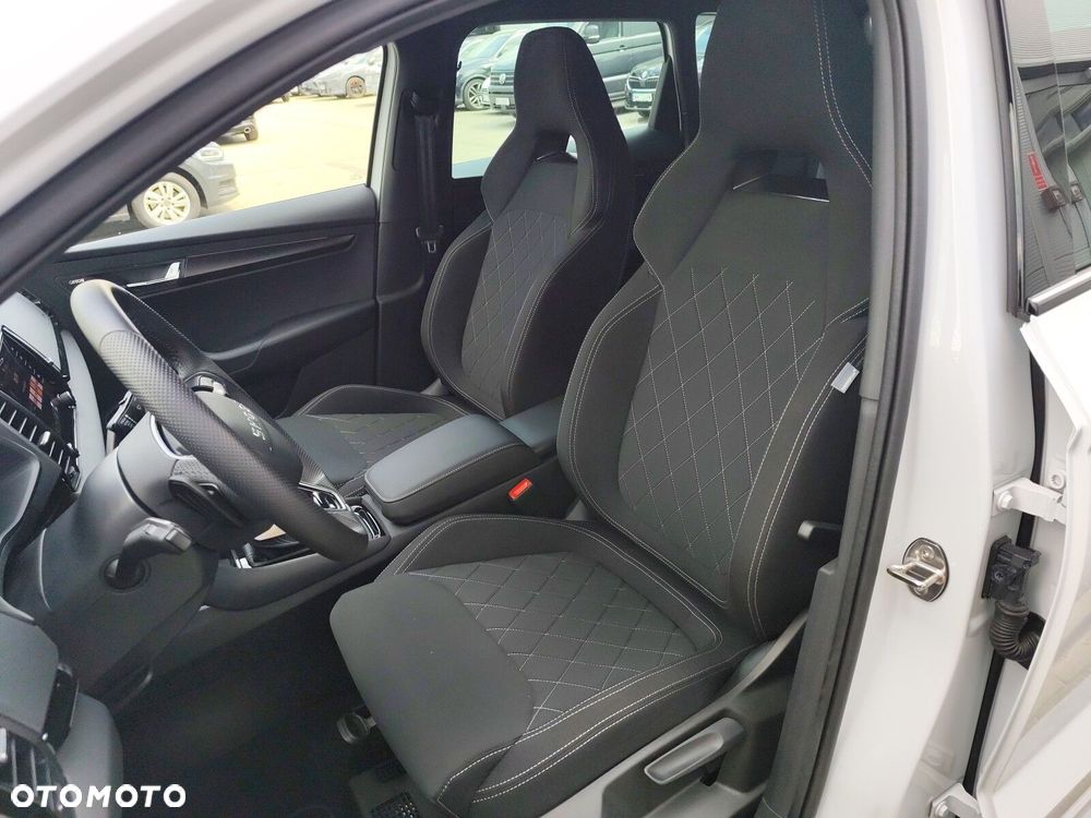 Skoda Karoq 1.5 TSI ACT Sportline DSG - 12