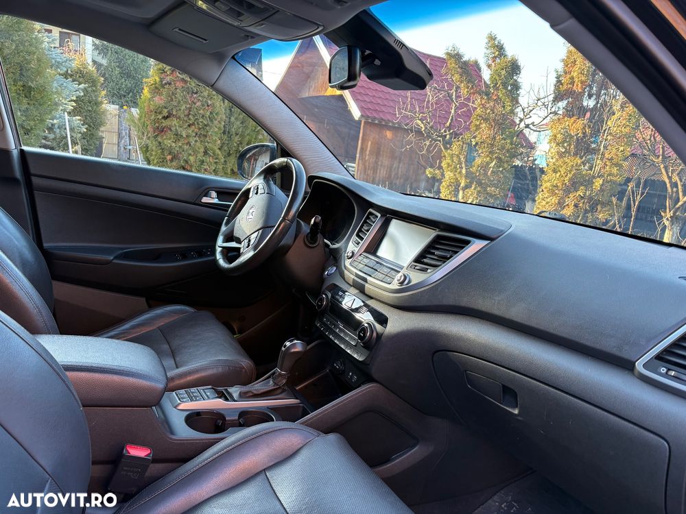 Hyundai Tucson - 12