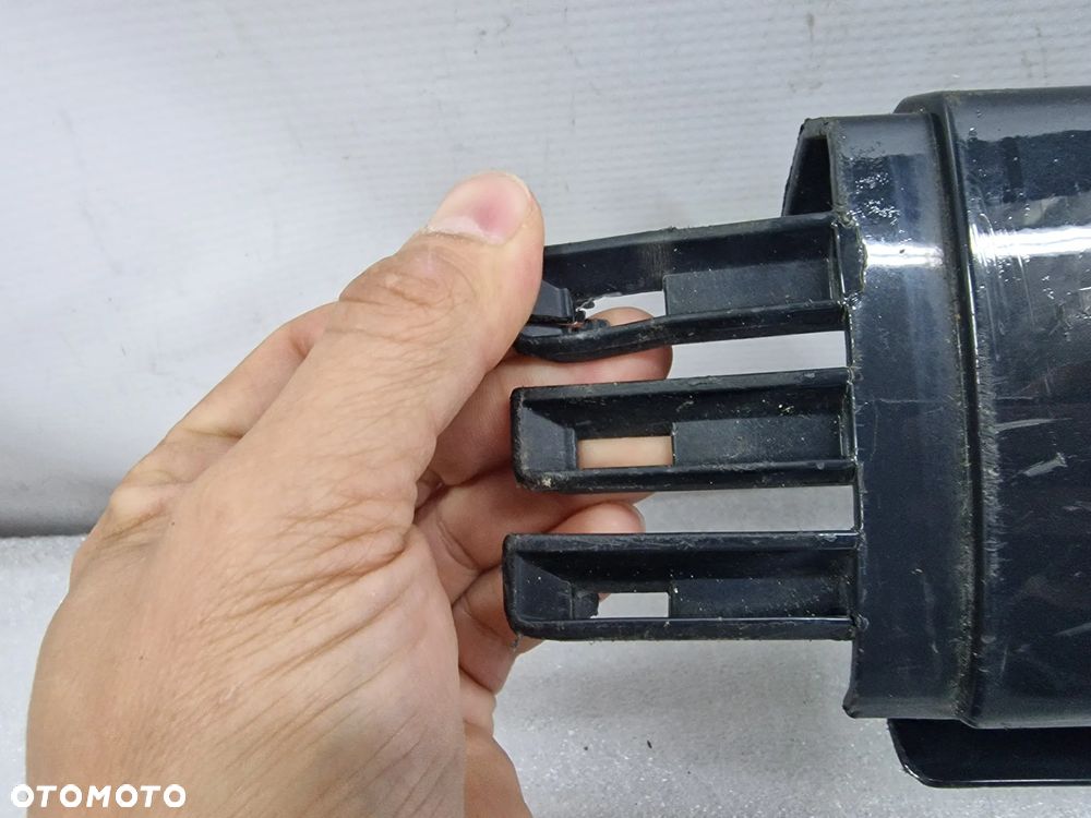 VW PASSAT B7 3AA 10- PRAWA LISTWA PROGOWA / NAKŁADKA PROGU , NR 3AA853092C / 3AA853856 , NR AUKCJI PR432 - 8