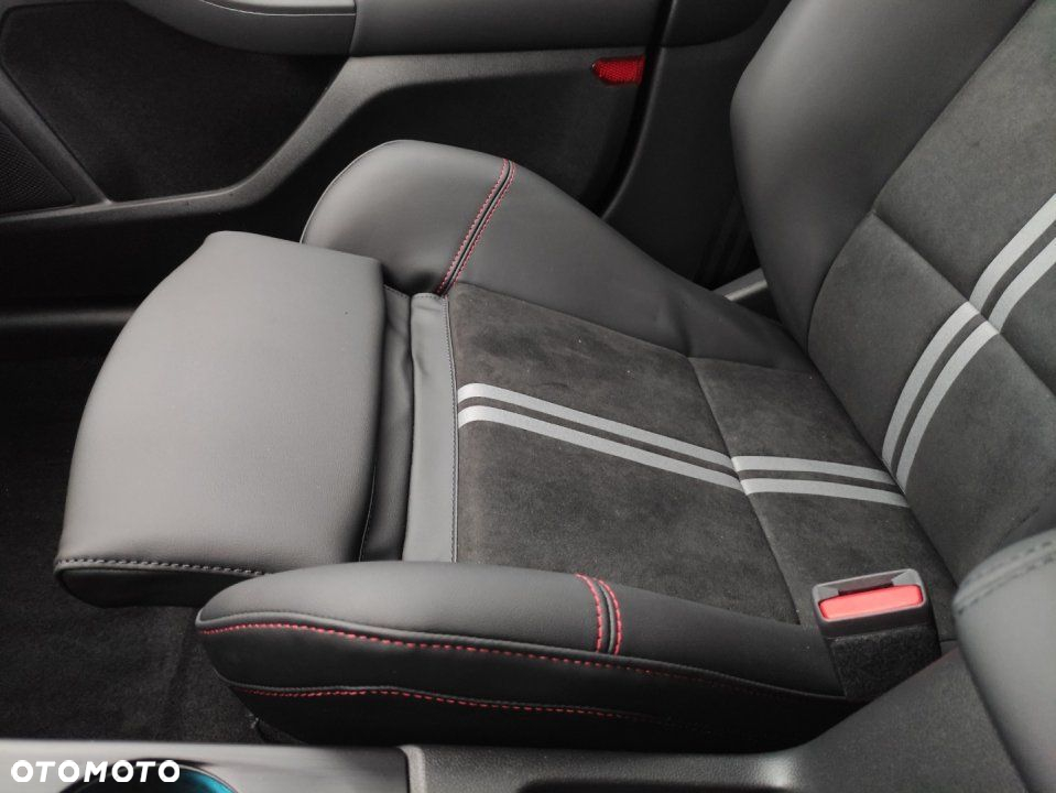 Ford Focus - 30