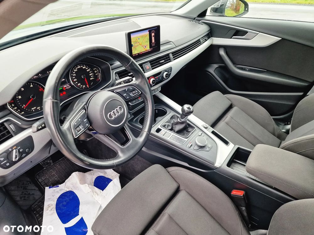 Audi A4 Avant 2.0 TDI DPF clean diesel S line Sportpaket - 20