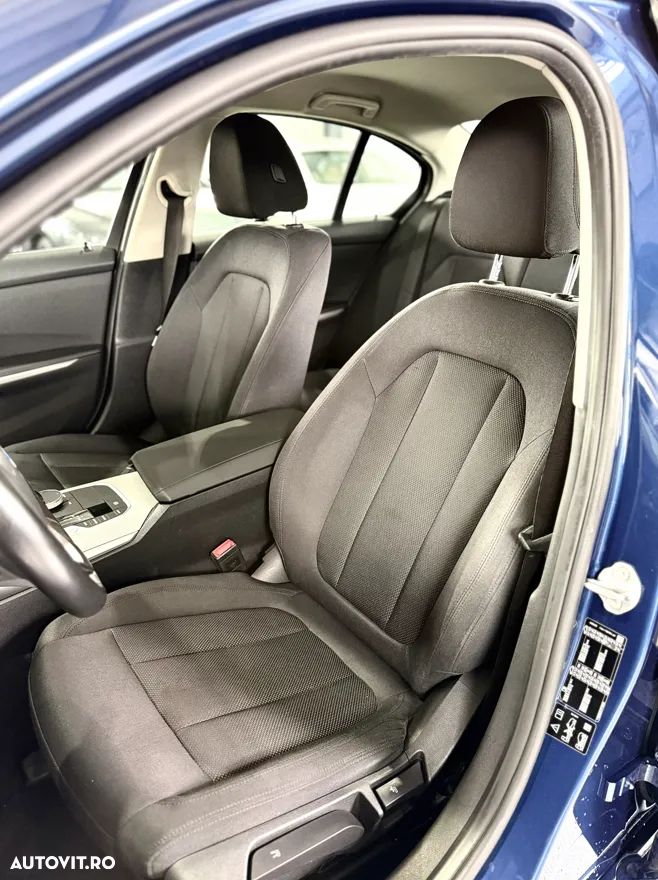 BMW Seria 3 320d xDrive Aut. - 9
