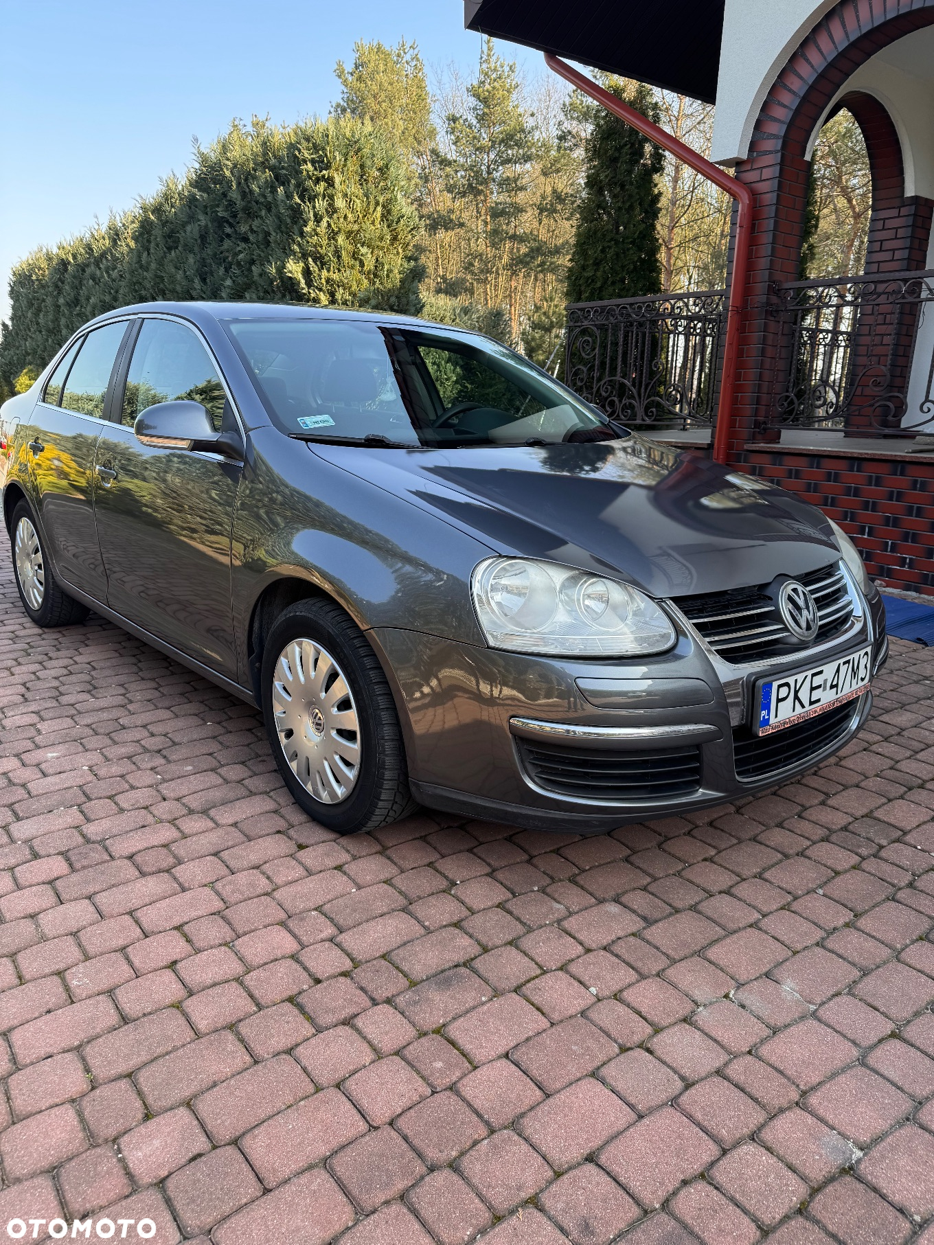 Volkswagen Jetta 1.6 FSI Trendline - 3