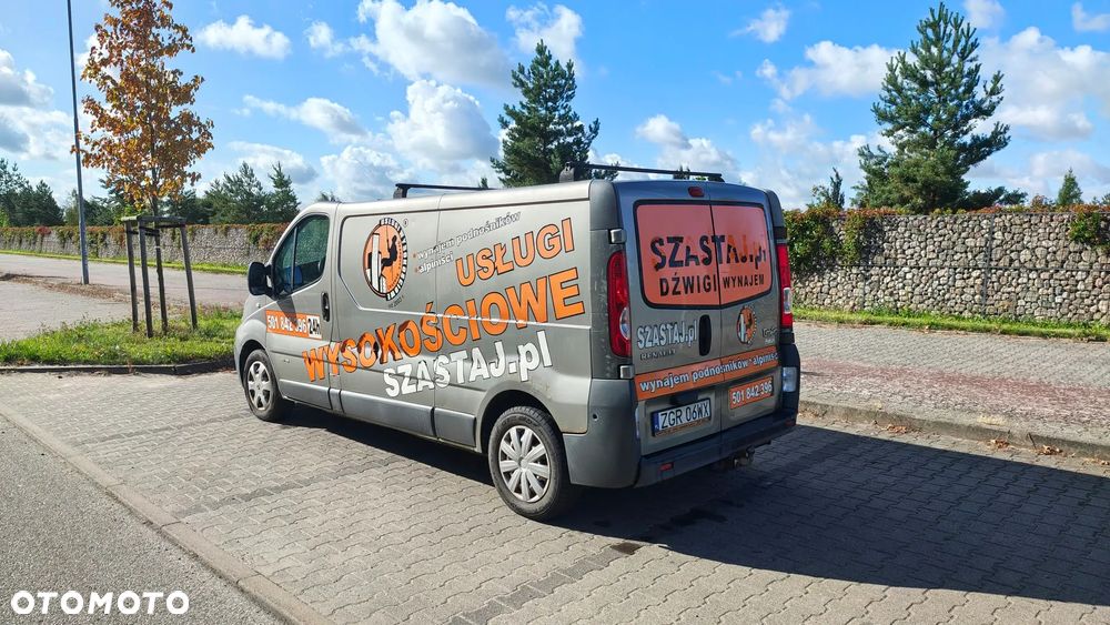 Renault Trafic 2.0 - 6