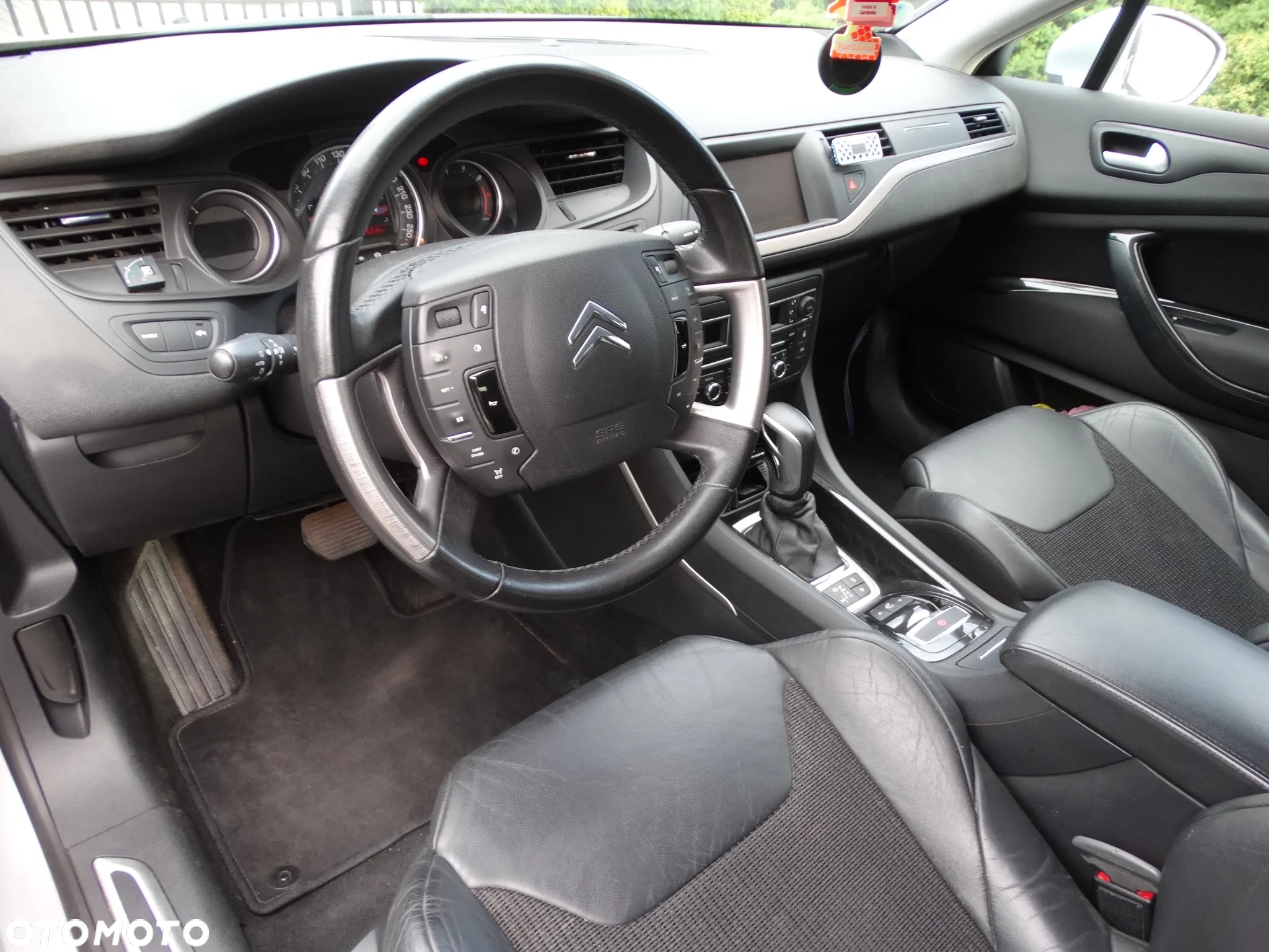Citroën C5 II 3.0i V6 Exclusive - 12