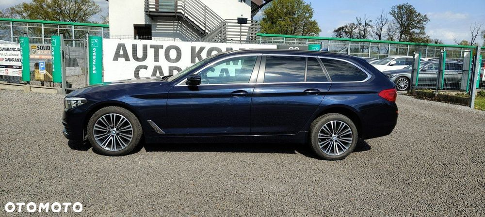 BMW Seria 5 520d xDrive Luxury Line - 7
