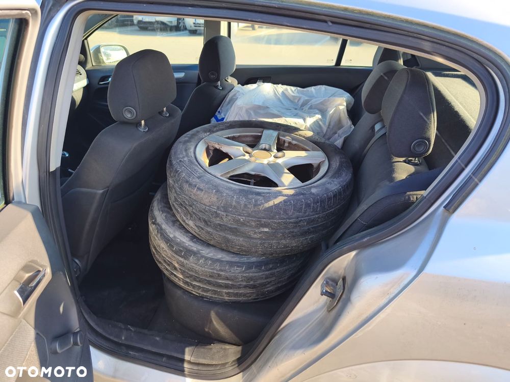 Opel Astra 1.7 CDTI Cosmo - 7