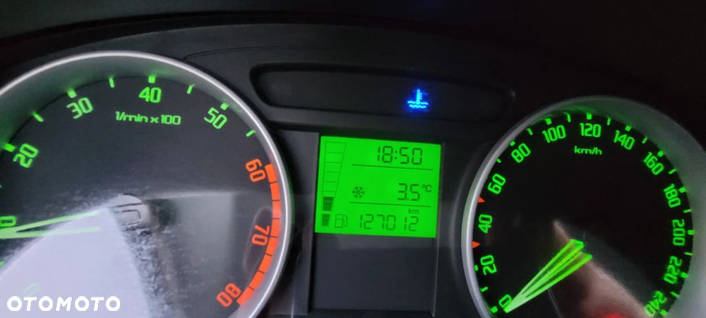 Skoda Fabia 1.2 HTP Active - 12