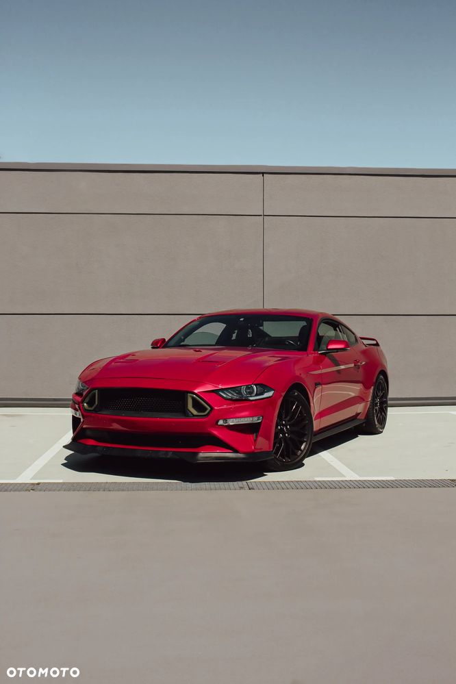Ford Mustang - 1
