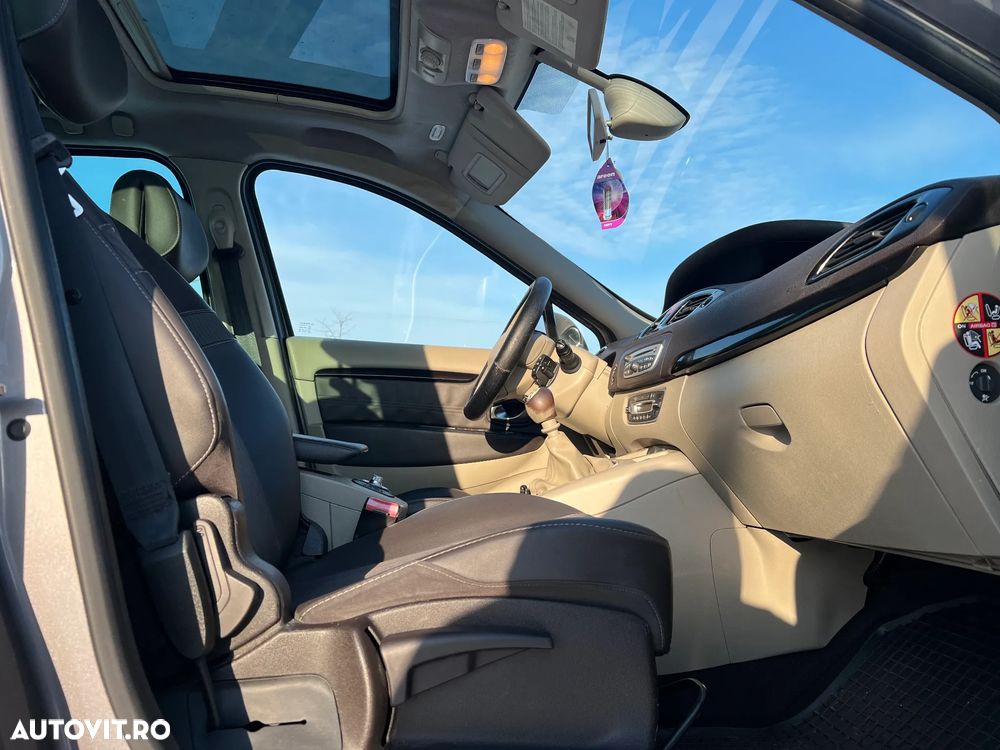 Renault Scenic 1.9dCi Privilege - 10